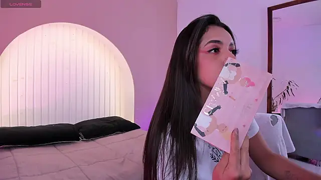 martina duque  online show from 03/14/26, 06:24