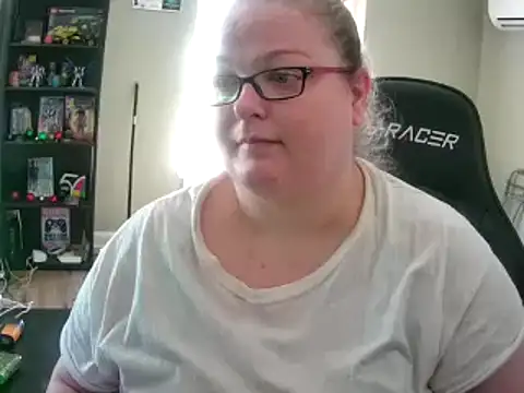 SexyWhiteChocolate online show from 03/17/25, 07:26