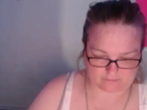 SexyWhiteChocolate online show from 09/28/25, 08:47