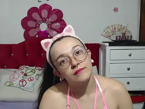 Angela 18honey online show from 02/06/26, 12:48