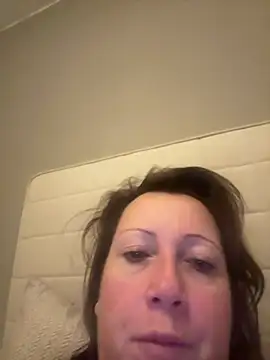 Snapshot of xsexycurvymilf chatting on 12/13/24, 06:53 xsexycurvymilf online show from 12/13/24, 06:53