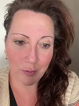 Snapshot of xsexycurvymilf chatting on 01/13/25, 11:52 xsexycurvymilf online show from 01/13/25, 11:52