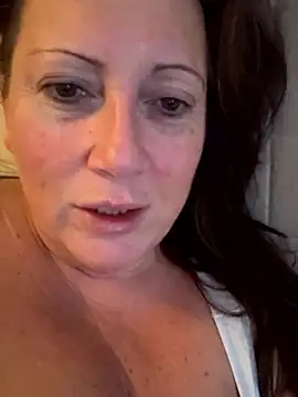 xsexycurvymilf online show from 11/25/25, 07:52