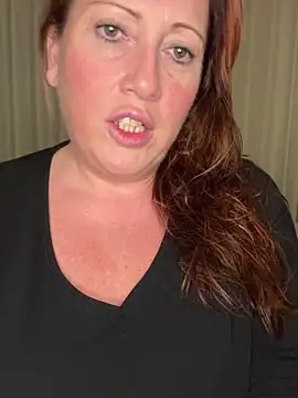 xsexycurvymilf online show from 12/22/25, 03:31