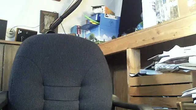 handsomeguy0729 online show from 10/17/25, 11:51