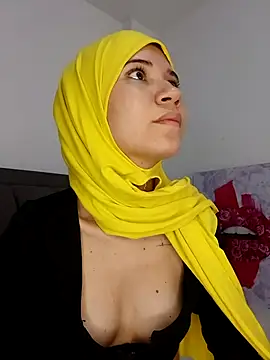 hanaa 18 online show from 03/18/25, 03:31