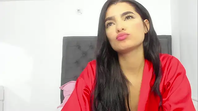 Snapshot of sara_evans02 chatting on 03/09/25, 09:24 sara evans02 online show from 03/09/25, 09:24