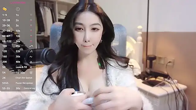 vyizh- online show from 12/21/24, 08:18