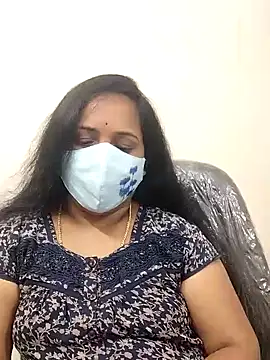 Snapshot of Susma-Telugu chatting on 12/08/24, 11:35 Susma-Telugu online show from 12/08/24, 11:35