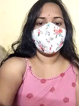 Snapshot of Susma-Telugu chatting on 12/25/24, 06:19 Susma-Telugu online show from 12/25/24, 06:19