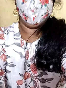 Snapshot of Susma-Telugu chatting on 02/26/25, 07:38 Susma-Telugu online show from 02/26/25, 07:38