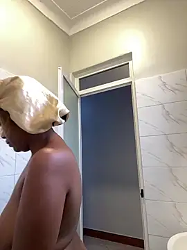 Snapshot of Dellah26 chatting on 10/23/25, 07:07 Dellah26 online show from 10/23/25, 07:07