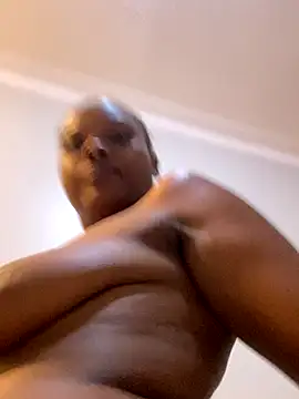 Snapshot of Dellah26 chatting on 11/08/25, 07:34 Dellah26 online show from 11/08/25, 07:34