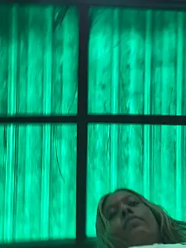 Snapshot of Dellah26 chatting on 11/14/25, 08:24 Dellah26 online show from 11/14/25, 08:24