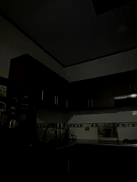 Coralinee 01 online show from 11/28/25, 01:30