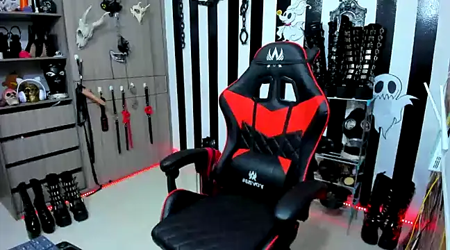 daven56 online show from 12/29/24, 01:17