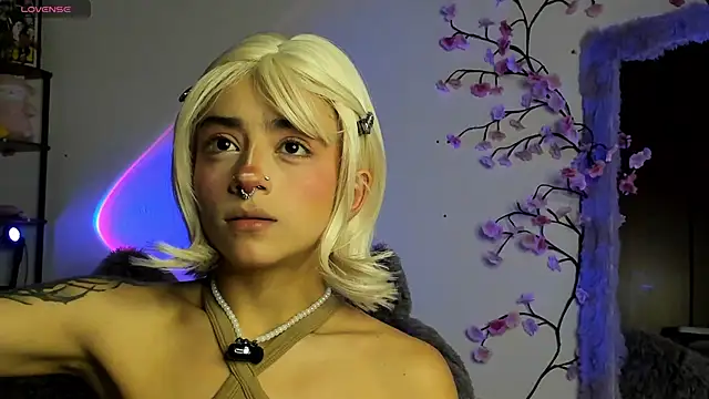 sami monroe online show from 04/17/26, 10:57