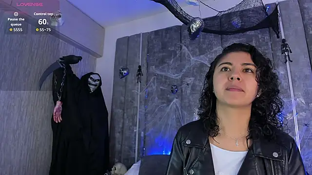 Amareto  online show from 11/01/25, 11:45