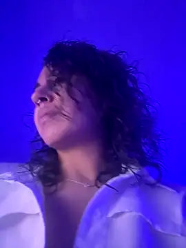 Amareto  online show from 12/19/25, 11:06