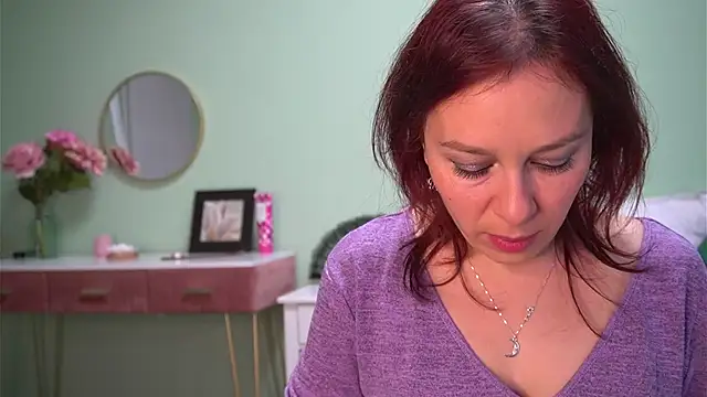 HaileyMoonn online show from 10/17/25, 03:20