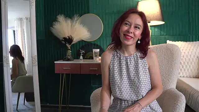 HaileyMoonn online show from 07/19/26, 03:32