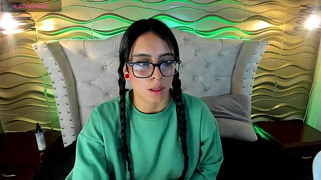 Andreita Jones online show from 01/24/25, 02:41