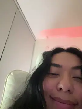 Snapshot of PetitLumiere chatting on 01/18/25, 02:47 PetitLumiere online show from 01/18/25, 02:47