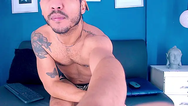 Snapshot of ricky_vill_ chatting on 01/10/25, 03:39 ricky vill online show from 01/10/25, 03:39