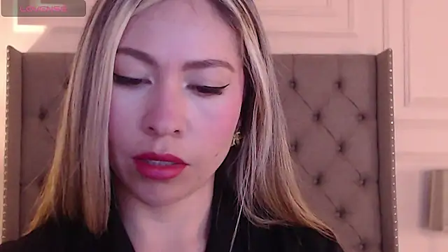 Ammy Castro online show from 02/01/25, 03:28