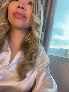Ammy Castro online show from 04/27/26, 10:41