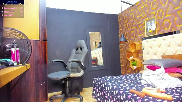 Snapshot of deyy_madissonn chatting on 01/26/25, 02:24 deyy madissonn online show from 01/26/25, 02:24