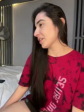 Snapshot of Victoria-And1 chatting on 12/14/24, 05:29 Victoria-And1 online show from 12/14/24, 05:29