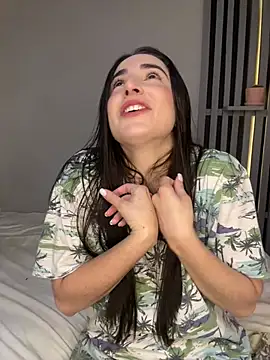 Snapshot of Victoria-And1 chatting on 02/08/25, 02:04 Victoria-And1 online show from 02/08/25, 02:04