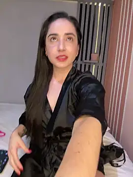 Snapshot of Victoria-And1 chatting on 02/28/25, 02:09 Victoria-And1 online show from 02/28/25, 02:09