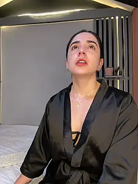 Snapshot of Victoria-And1 chatting on 03/14/25, 01:27 Victoria-And1 online show from 03/14/25, 01:27