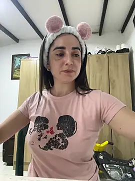 Snapshot of Victoria-And1 chatting on 03/16/25, 12:56 Victoria-And1 online show from 03/16/25, 12:56