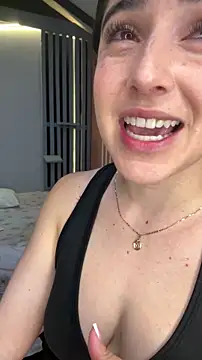 Snapshot of Victoria-And1 chatting on 10/29/25, 01:52 Victoria-And1 online show from 10/29/25, 01:52