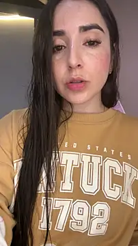 Snapshot of Victoria-And1 chatting on 10/30/25, 01:51 Victoria-And1 online show from 10/30/25, 01:51