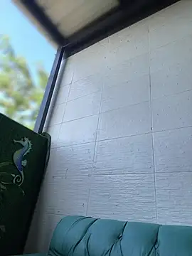 Snapshot of AleezaFrench chatting on 01/20/25, 08:29 AleezaFrench online show from 01/20/25, 08:29