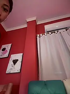 Snapshot of AleezaFrench chatting on 03/02/25, 01:38 AleezaFrench online show from 03/02/25, 01:38