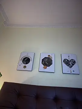 Snapshot of AleezaFrench chatting on 03/13/25, 05:28 AleezaFrench online show from 03/13/25, 05:28