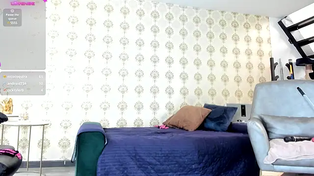 Snapshot of _angelina_class_7 chatting on 02/24/25, 05:42 angelina class 7 online show from 02/24/25, 05:42