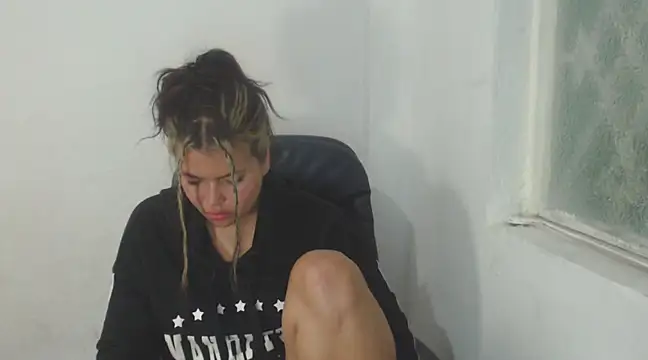 sweetkitty 16 online show from 03/07/25, 12:23