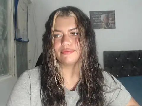 sweetkitty 16 online show from 09/24/25, 03:54