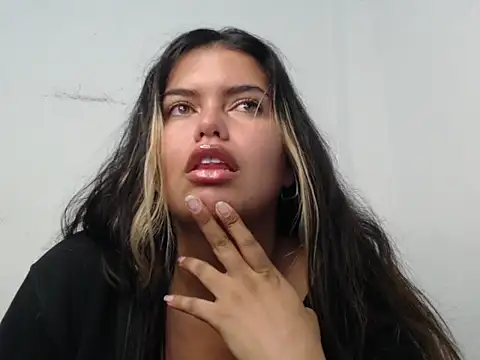 sweetkitty 16 online show from 06/02/26, 06:59