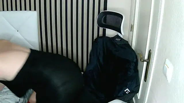 xxNoeliaxx online show from 03/21/25, 01:56