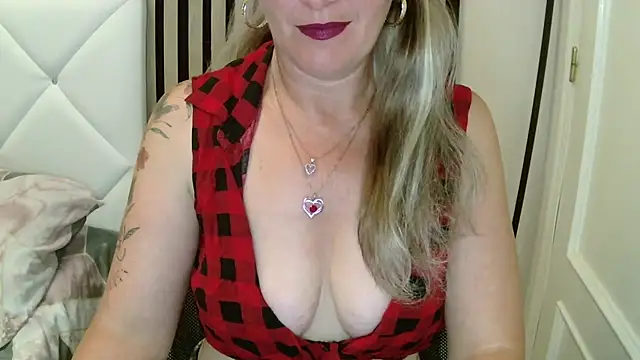 Snapshot of xxNoeliaxx chatting on 05/02/26, 07:35 xxNoeliaxx online show from 05/02/26, 07:35
