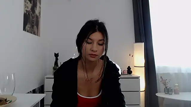 Snapshot of Simply_the_best chatting on 02/12/25, 01:06 Simply the best online show from 02/12/25, 01:06