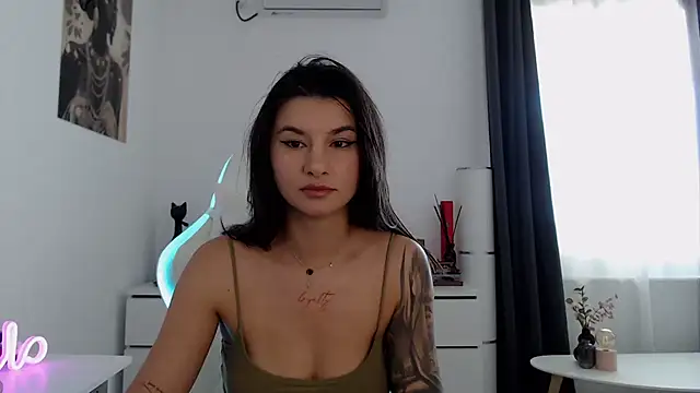 Snapshot of Simply_the_best chatting on 09/22/25, 01:35 Simply the best online show from 09/22/25, 01:35