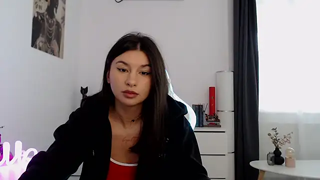 Snapshot of Simply_the_best chatting on 09/29/25, 02:22 Simply the best online show from 09/29/25, 02:22